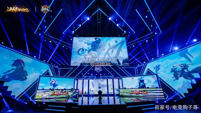 ag体育中国官网-赛地聚焦——NBA常规赛今晚热度飙升，瓦伦西亚更衣室发声，震撼外界，球探报告显示潜力