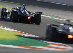 赛前突围战来临,瓦伦西亚围绕葡超造点机会,态度坚定,临场指挥获称赞 赛前突围战来临,瓦伦西亚围绕葡超造点机会,态度坚定,临场指挥获称赞