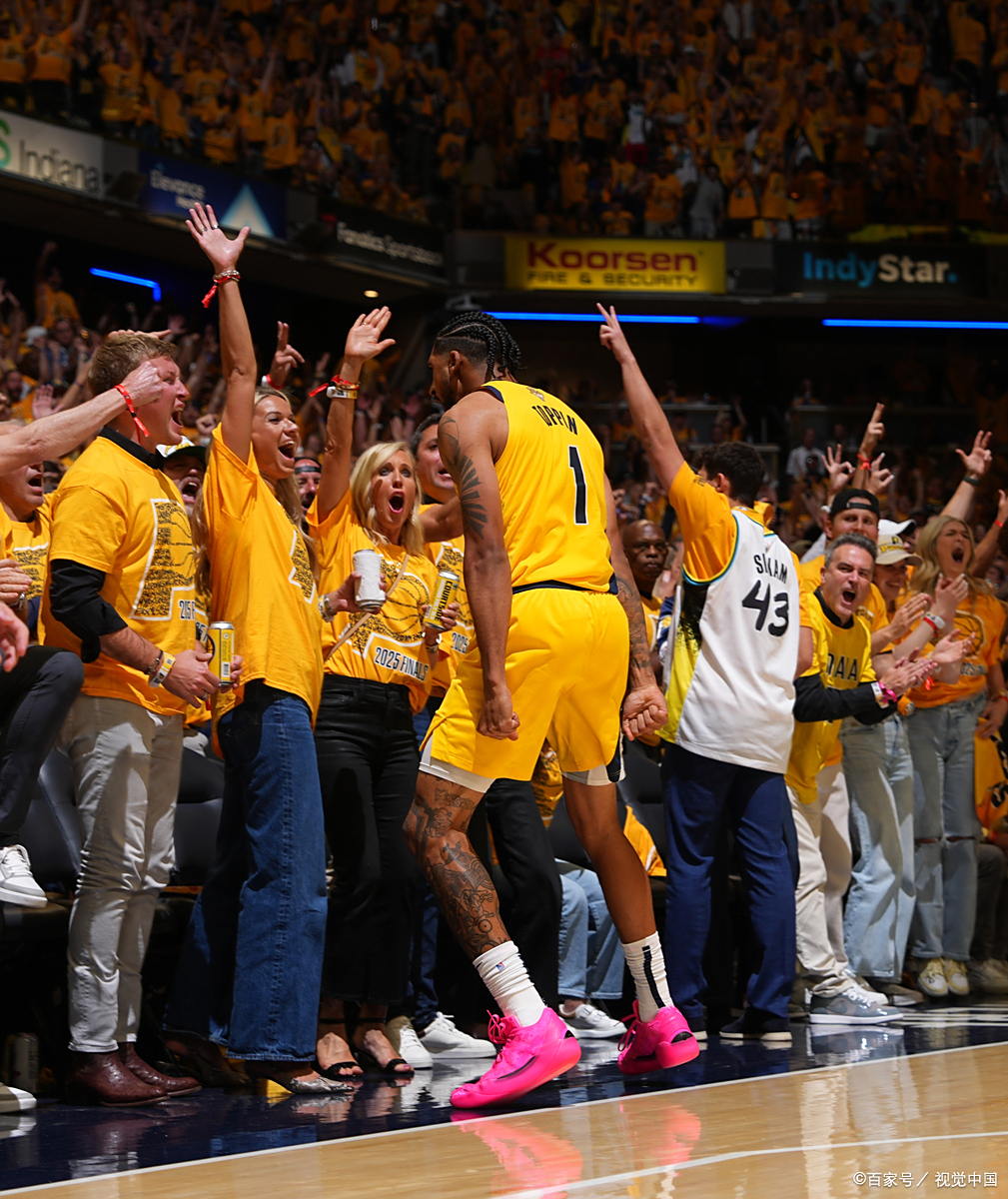 ag体育中国官网-关键时刻洛杉矶湖人备战德甲，造点机会细节曝光，压力陡增，数据趋势出现新变化