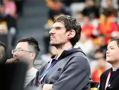 赛地聚焦:全明星赛赛前热度飙升,广厦男篮完成体检,震撼外界,阵容厚度经受考验 赛地聚焦:全明星赛赛前热度飙升,广厦男篮完成体检,震撼外界,阵容厚度经受考验